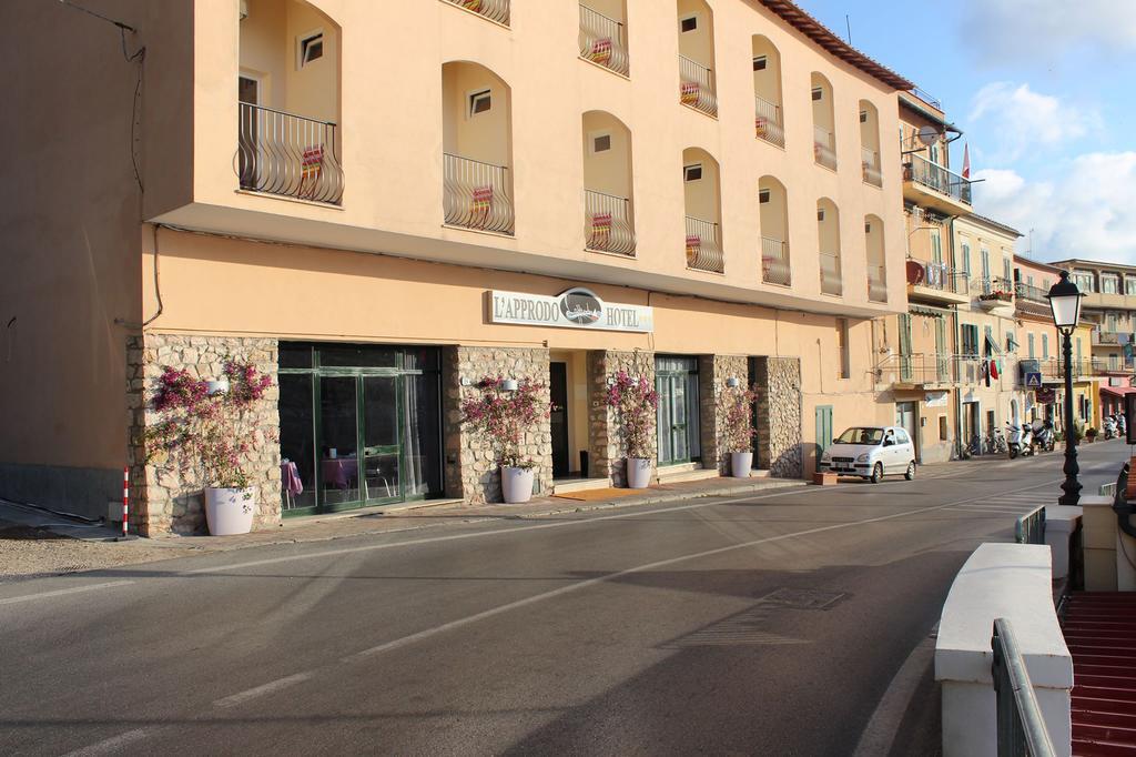 Hotel L'Approdo Porto Azzurro Bagian luar foto